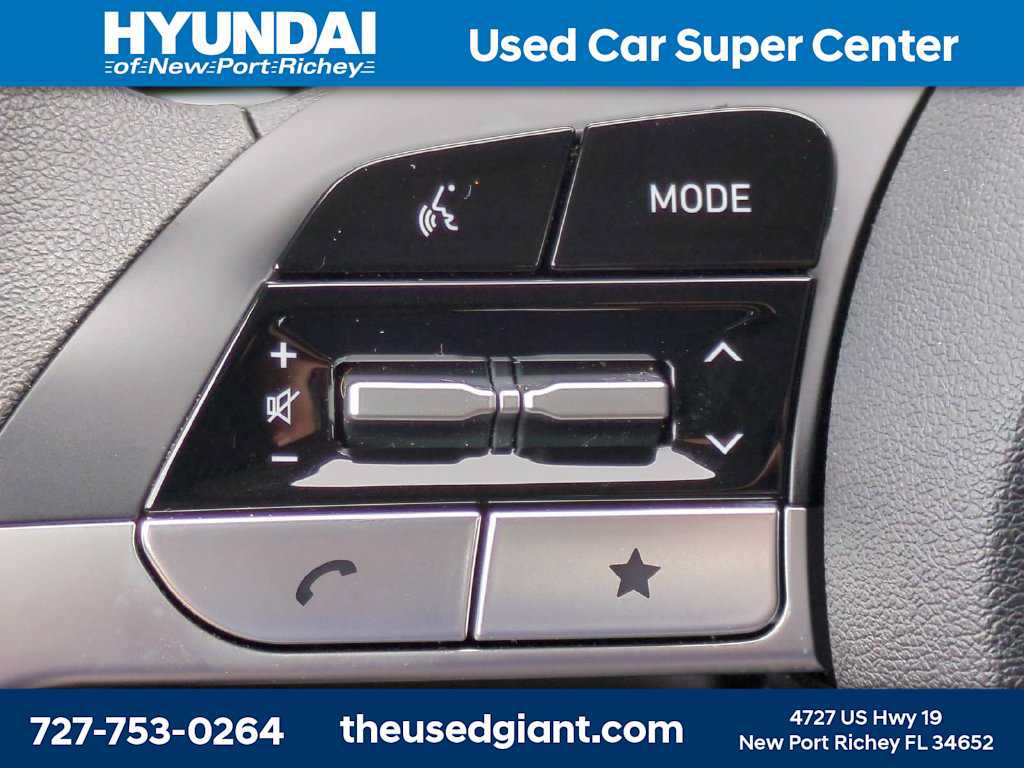Certified 2024 Hyundai Elantra SEL FWD image 25