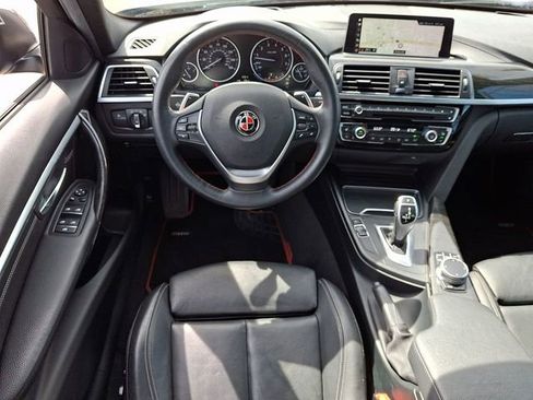 Used 2018 BMW 330i Sedan image 11