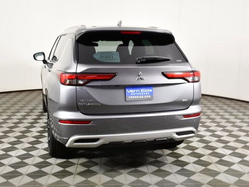 Used 2022 Mitsubishi Outlander SEL AWD/4WD image 7