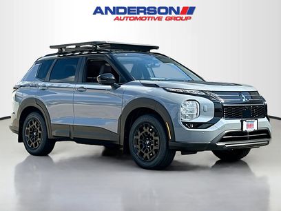 New 2025 Mitsubishi Outlander AWD