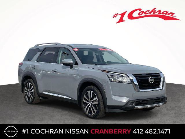 Certified 2024 Nissan Pathfinder Platinum AWD/4WD image 1
