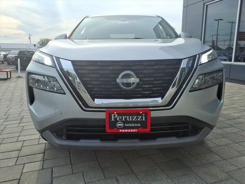 Certified 2023 Nissan Rogue SV image 9