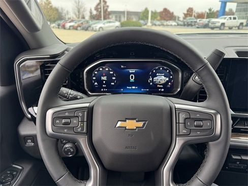 New 2026 Chevrolet Silverado 1500 LT w/ LPO, Dark Essentials Package image 23