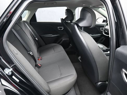 Used 2026 Kia K4 FWD image 33