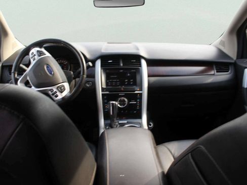 Used 2014 Ford Edge Limited w/ Driver Entry Package AWD/4WD image 8