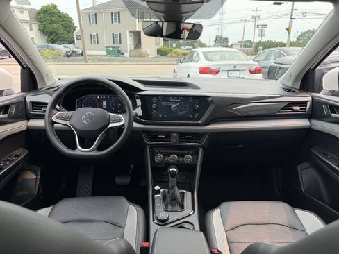 Used 2022 Volkswagen Taos SEL AWD/4WD image 25