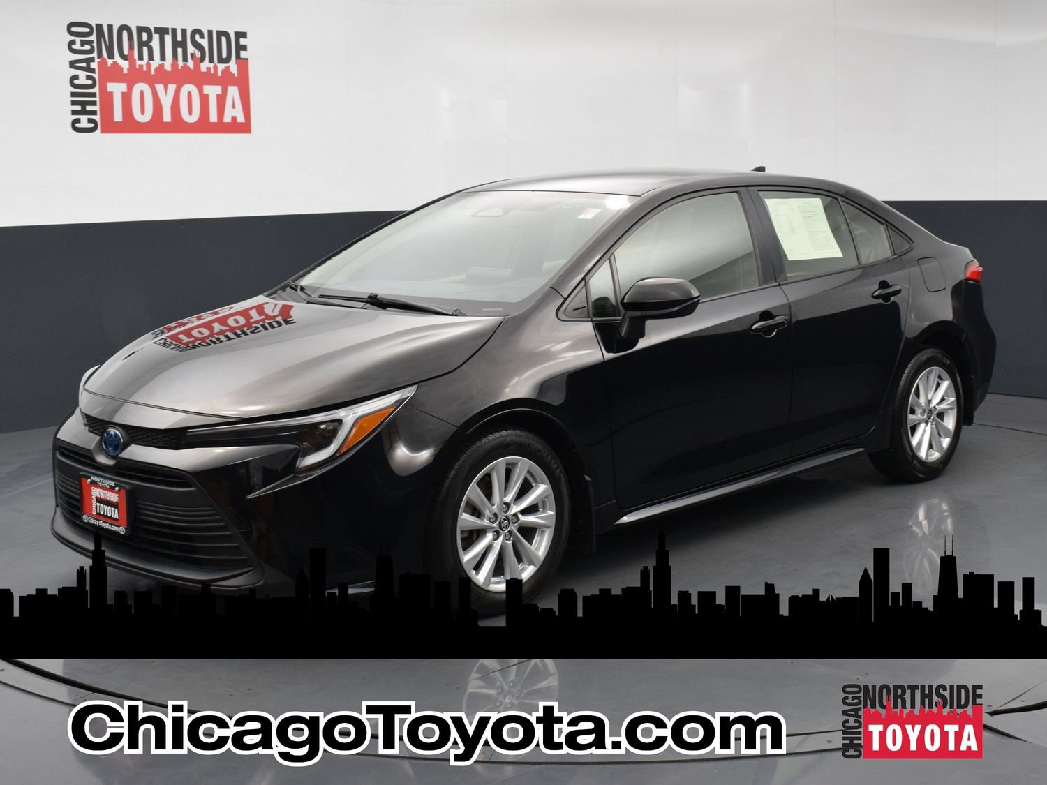 Used 2023 Toyota Corolla LE w/ LE Convenience Package FWD image 1