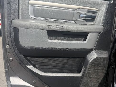 Used 2015 RAM 3500 SLT AWD/4WD image 6