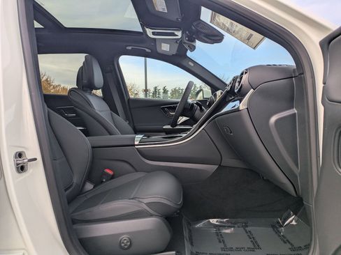 Certified 2026 Mercedes-Benz GLC 300 4MATIC image 21