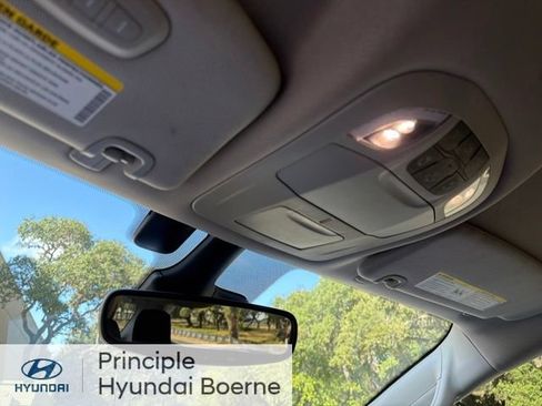 Used 2021 Chrysler Pacifica Touring-L FWD image 34