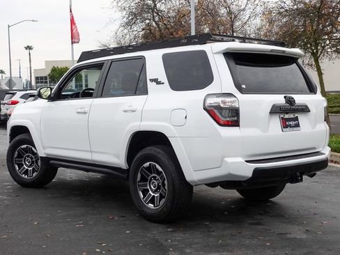 Used 2024 Toyota 4Runner TRD Off-Road image 11