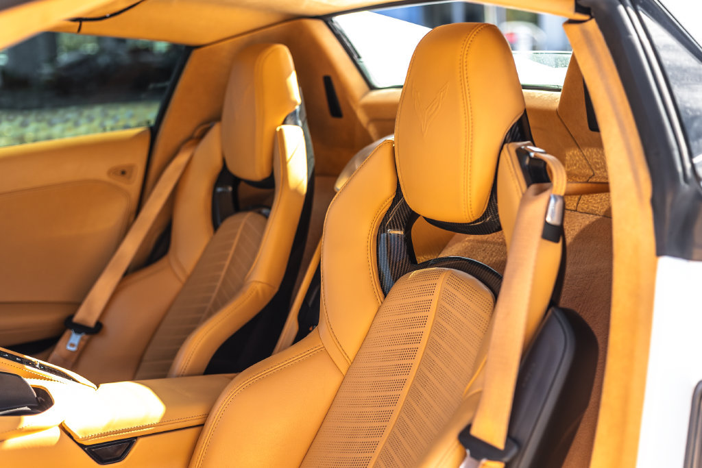 Used 2022 Chevrolet Corvette Stingray Premium Conv w/ Z51 Performance Package RWD image 10
