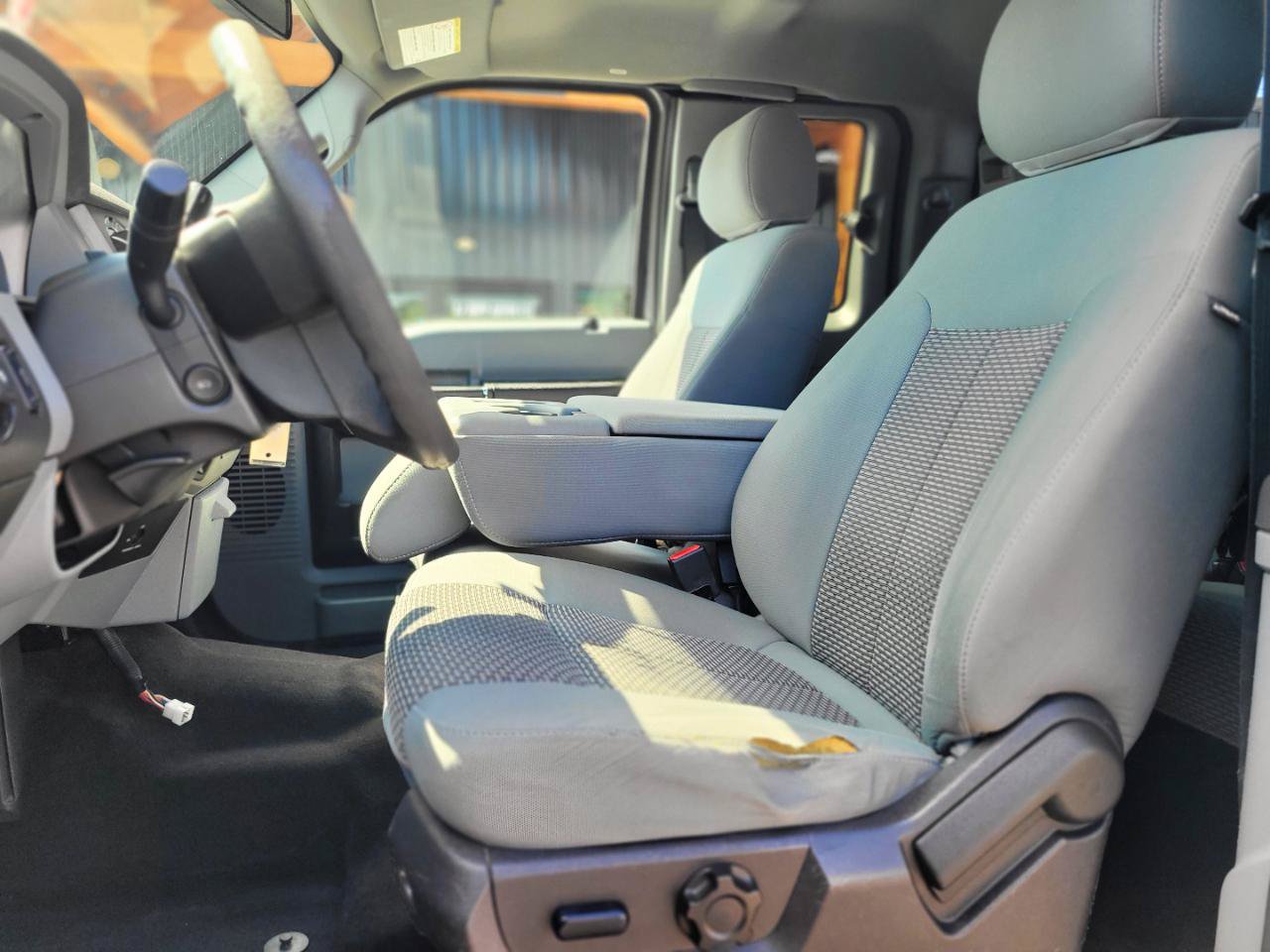 Used 2012 Ford F250 XLT w/ XLT Premium Pkg AWD/4WD image 13