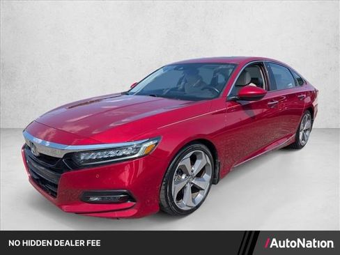 Used 2018 Honda Accord Touring image 1