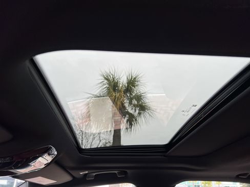 Used 2025 BMW 530i image 28