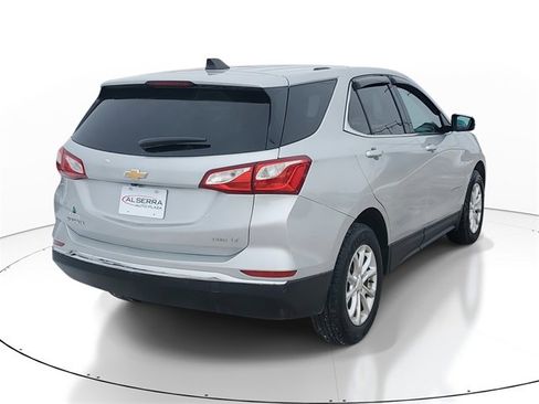 Used 2018 Chevrolet Equinox LT image 4