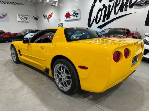 Used 2003 Chevrolet Corvette Z06 w/ Memory Package, 3 Drivers RWD image 31