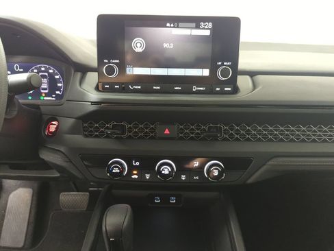Used 2023 Honda Accord LX image 14