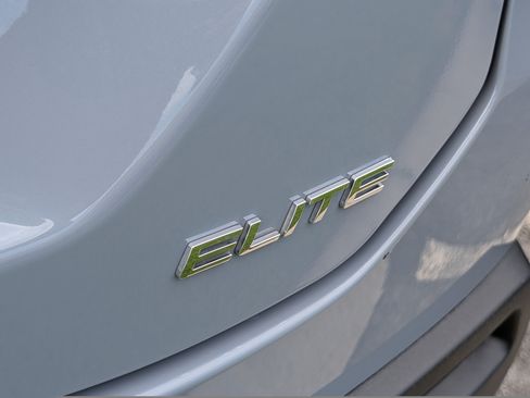 Used 2024 Honda Pilot Elite image 9