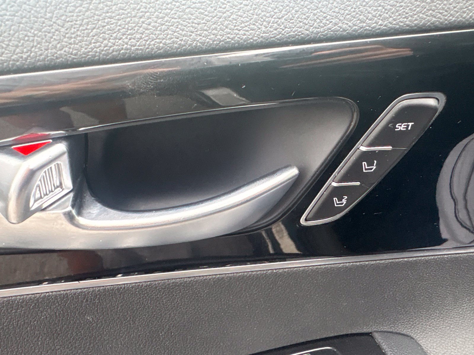 Used 2019 Kia Sorento SX AWD/4WD image 29