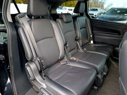 Used 2023 Honda Odyssey Touring image 35