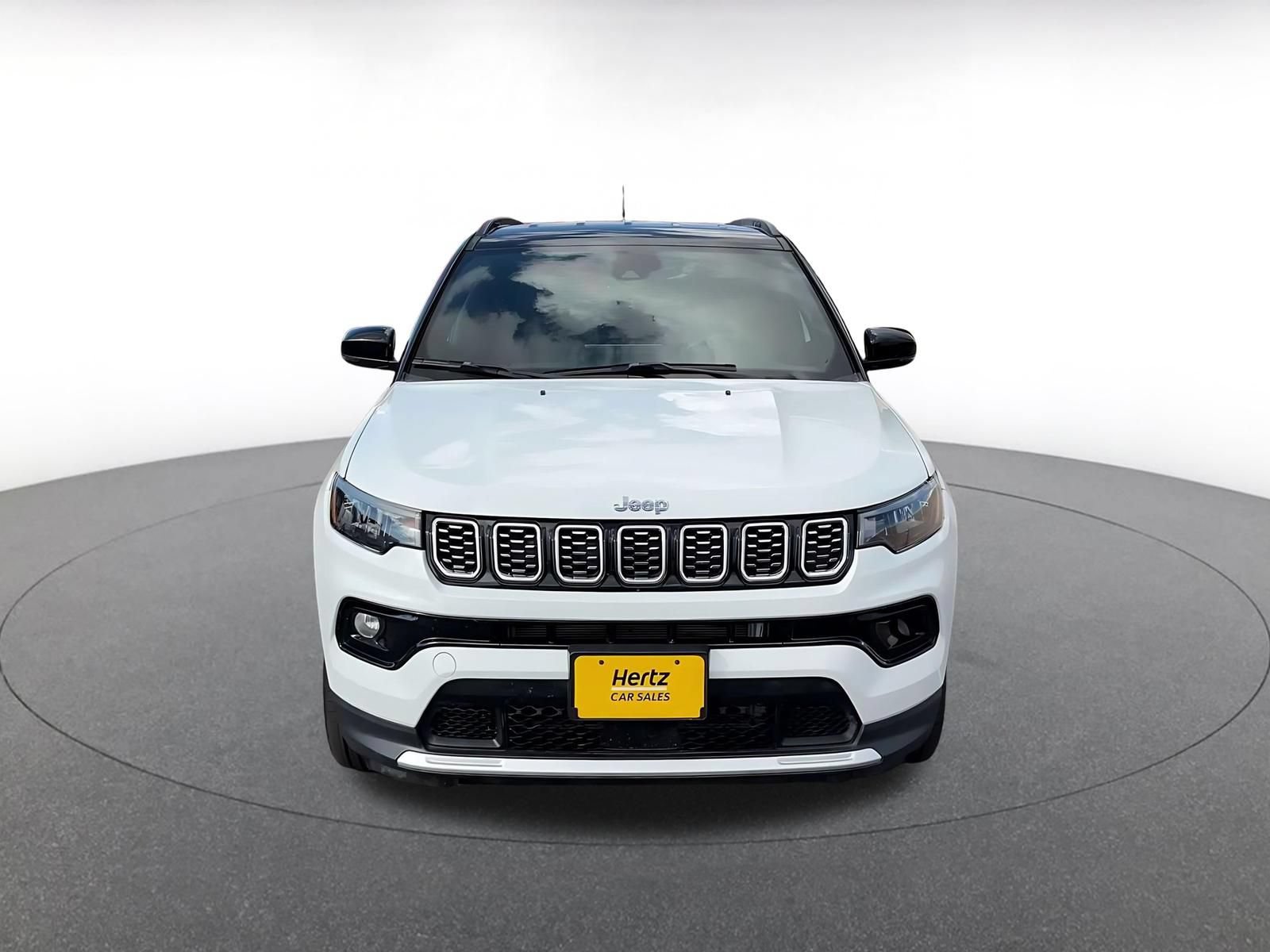 Used 2025 Jeep Compass Limited AWD/4WD image 4
