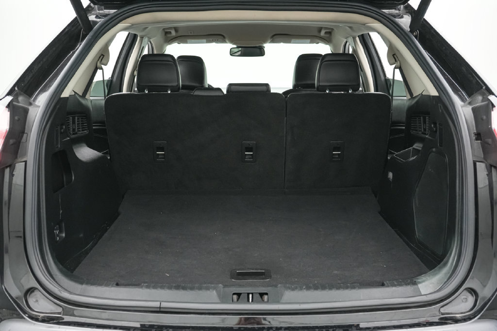 Certified 2023 Ford Edge Titanium AWD/4WD image 19