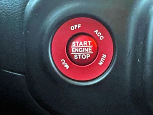 Used 2020 Jeep Wrangler Unlimited Sport image 25