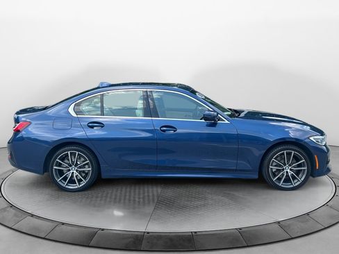 Used 2021 BMW 330i xDrive Sedan AWD/4WD image 8
