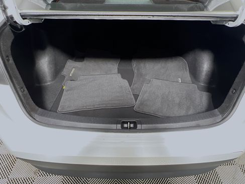 Used 2024 Toyota Corolla LE image 33