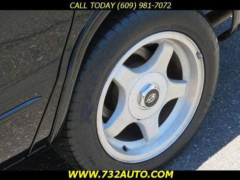 Used 1995 Chevrolet Impala SS RWD image 17
