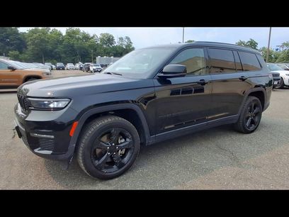 Certified 2023 Jeep Grand Cherokee L Limited w/ Black Appearance Package