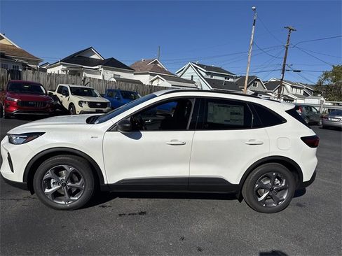 New 2026 Ford Escape ST-Line w/ Tech Pack #1 image 8