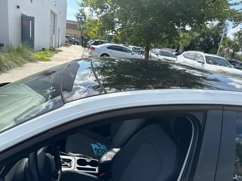 Used 2026 Volkswagen Jetta SE FWD image 22