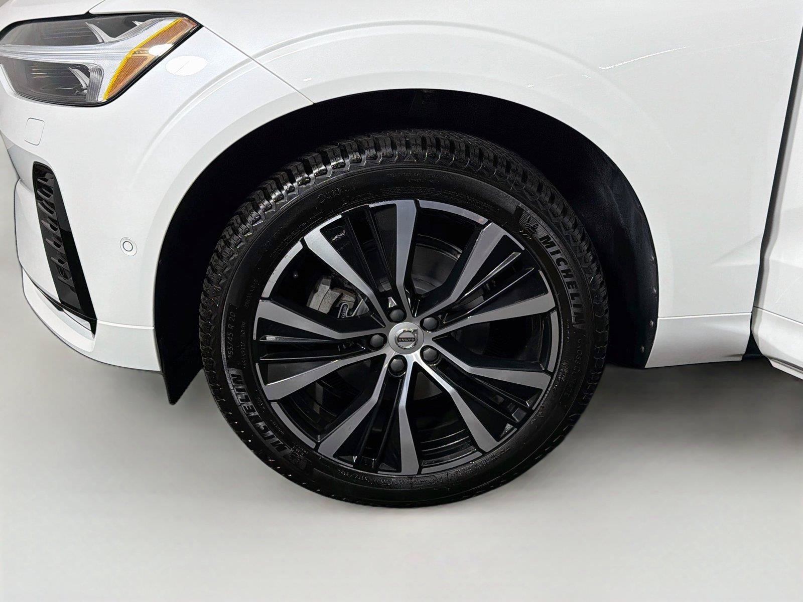 Used 2024 Volvo XC60 B5 Plus w/ Climate Package AWD/4WD image 34