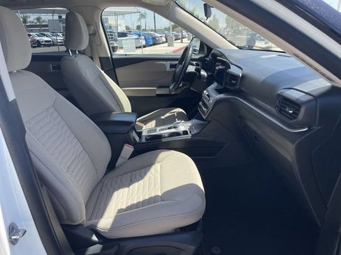 Used 2021 Ford Explorer XLT RWD image 27