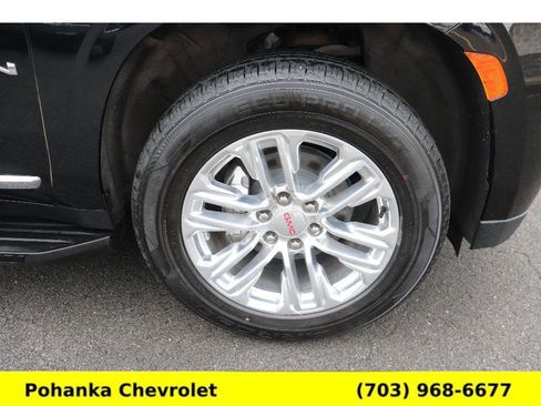 Certified 2024 GMC Yukon SLT AWD/4WD image 28