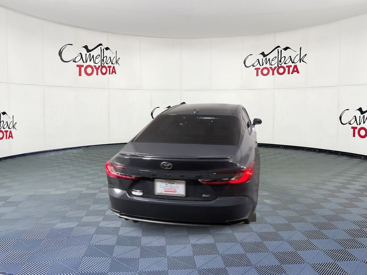 Used 2026 Toyota Camry SE FWD image 9