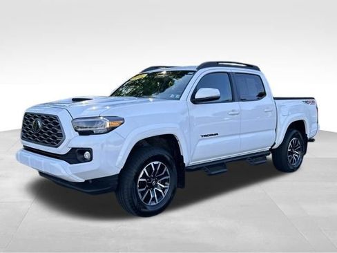 Certified 2023 Toyota Tacoma TRD Sport AWD/4WD image 1