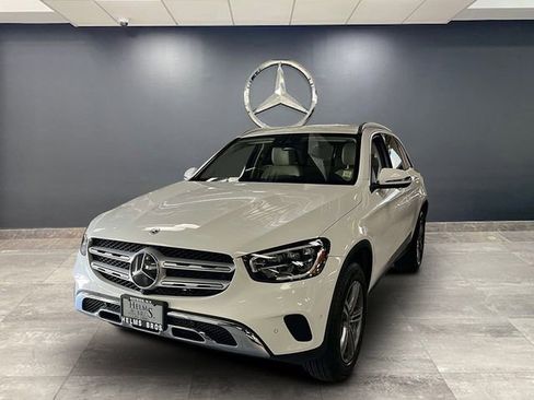 Certified 2022 Mercedes-Benz GLC 300 4MATIC image 3