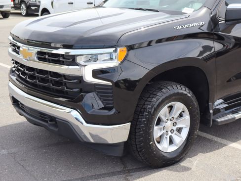 Used 2022 Chevrolet Silverado 1500 LT image 6