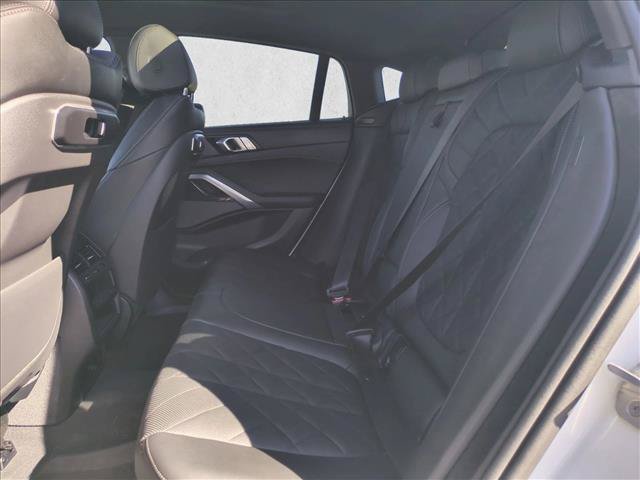 Used 2024 BMW X6 xDrive40i w/ Premium Package AWD/4WD image 20