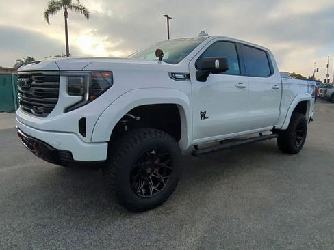 New 2025 GMC Sierra 1500 AT4 w/ AT4 Premium Package image 5