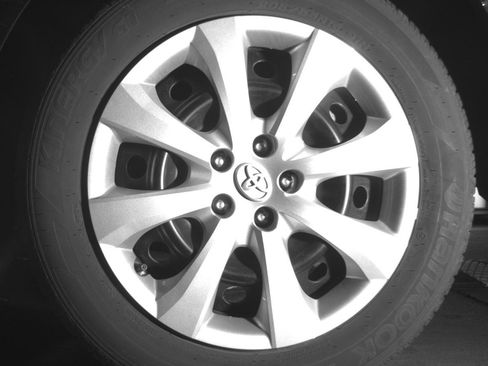 Used 2025 Toyota Corolla LE FWD image 14