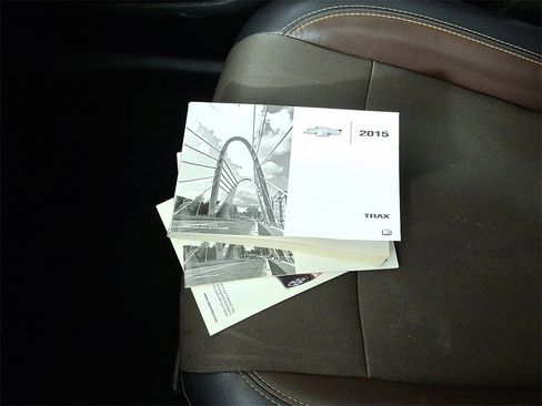 Used 2015 Chevrolet Trax LT w/ LT Plus Package image 26