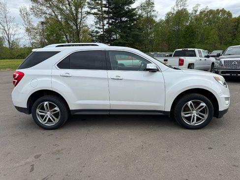 Used 2016 Chevrolet Equinox LTZ w/ Enhanced Convenience Package AWD/4WD image 6