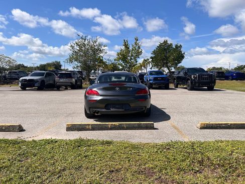 Used 2016 BMW Z4 sDrive28i RWD image 5