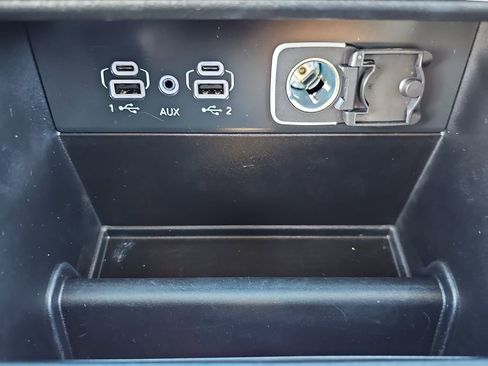 Used 2023 Jeep Grand Cherokee Limited image 26