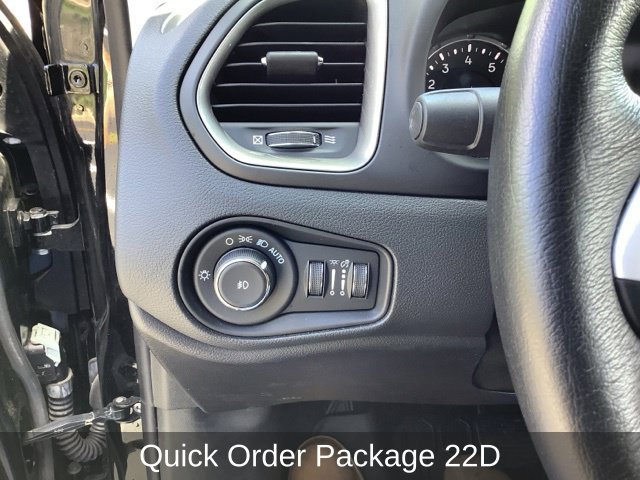 Certified 2023 Jeep Renegade Limited AWD/4WD image 13
