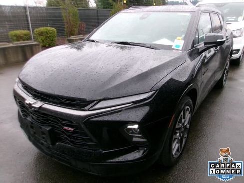 Used 2025 Chevrolet Blazer RS image 1